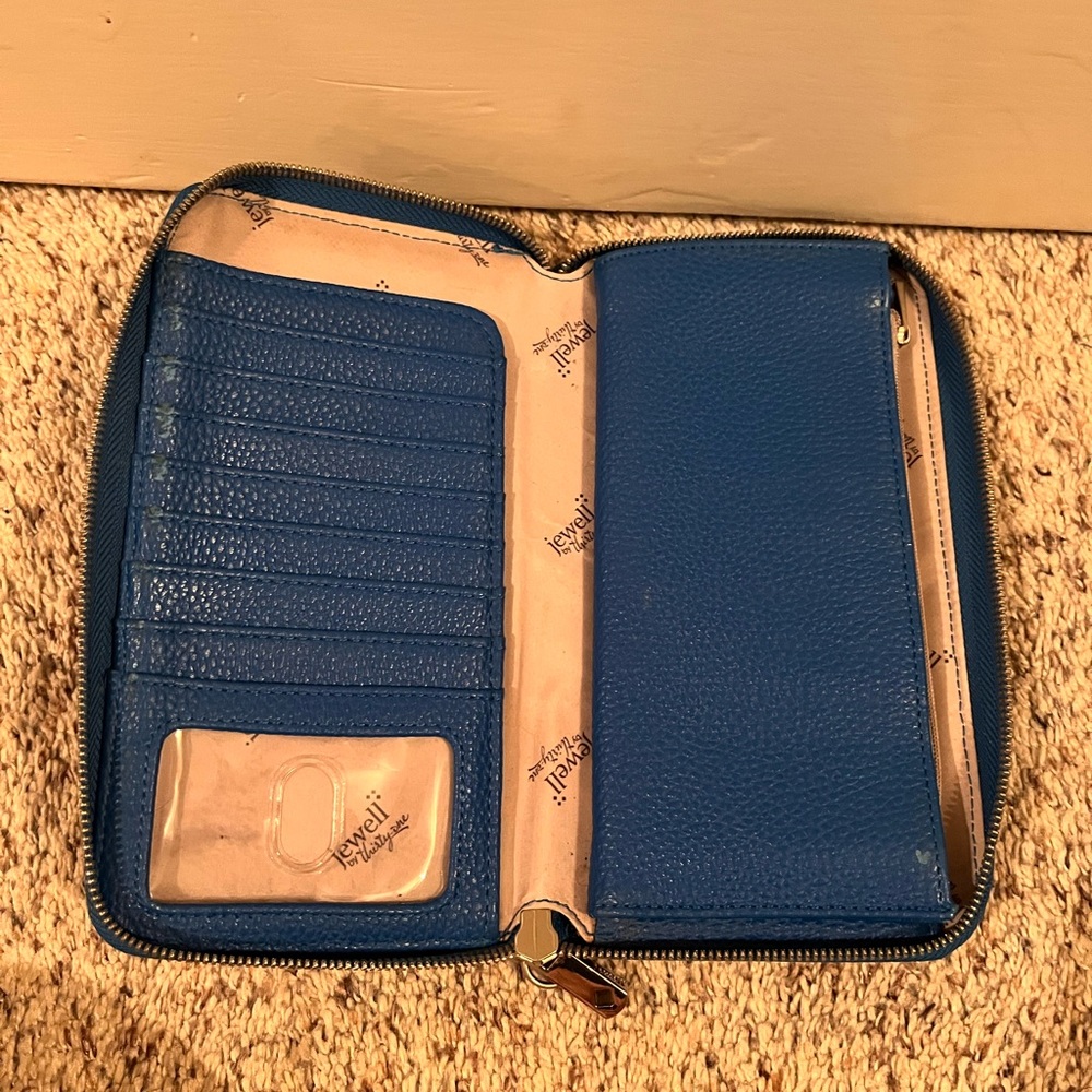 Wallet - Picture 3 of 3